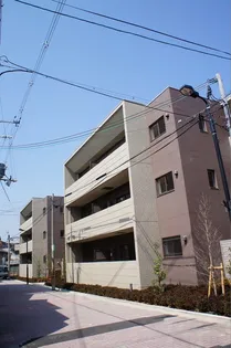 ラ・メゾン香ヶ丘【1階】の外観