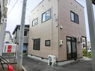 青森県弘前市大字山王町【一戸建】の外観