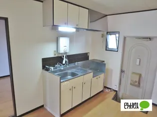 パールハイツ【1階】のキッチン