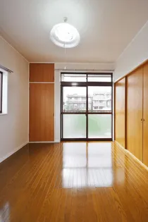 リブラン川岸【2階】の居間