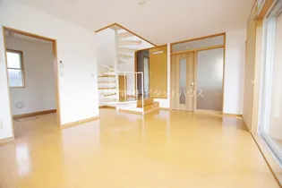 ラ・カームの居間