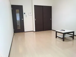 クレイノKanagusuku【2階】の間取り