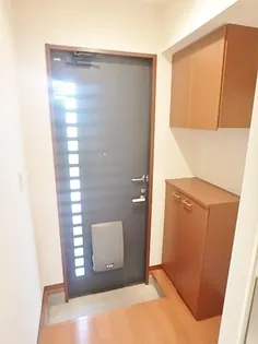 パルモS【2階】の玄関