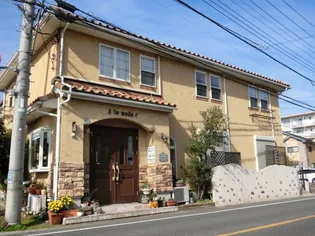 コモエスタの画像