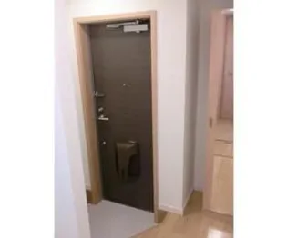 長崎フラット【1階】の玄関