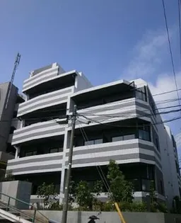 東京都新宿区西落合2【マンション】の外観