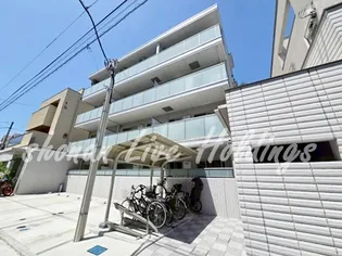 パインハーストコンドミニアム【1階】の外観