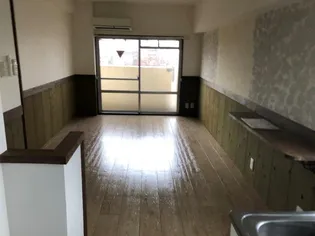 プエンテスール【7階】の居間