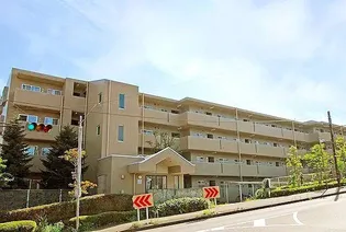 国見パークホームズB棟【3階】の外観