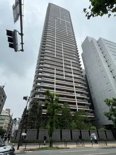 ローレルタワー堺筋本町【40階】の外観