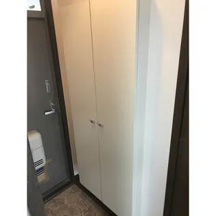 シティハイムベルフィスII【1階】の玄関