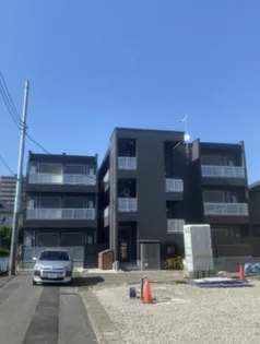 ヴィラ本厚木【1階】の外観