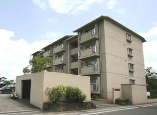 香川県高松市屋島西町【マンション】の外観