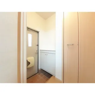 ジェルメ ライム【1階】の玄関