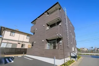 滋賀県守山市伊勢町【アパート】の外観