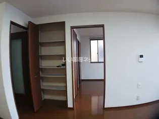 ツインパレス庄内 S棟【1階】の内装