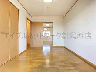 JOYPLACE青山3の居間