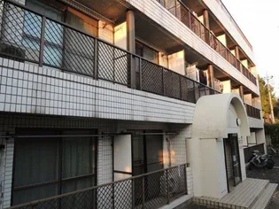 東京都八王子市片倉町【マンション】の外観