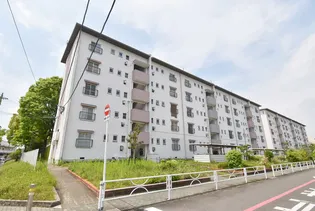 UR江南【2階】の外観