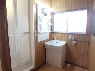 ホワイトハイツ【2階】の内装