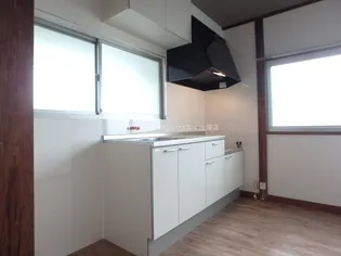 ホワイトハイツ【2階】のキッチン