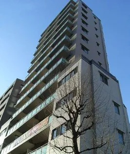 東京都新宿区新宿7【マンション】の外観