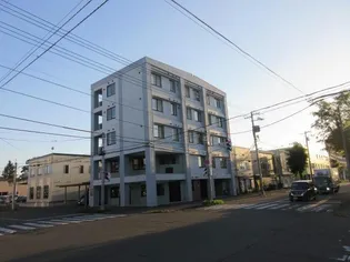 M K RELATIONSの画像