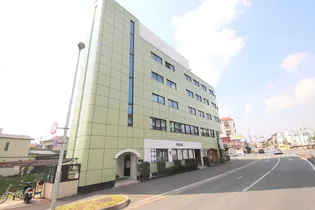 諏訪東生駒ビル【4階】の外観