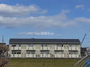茨城県ひたちなか市大字足崎【アパート】の外観