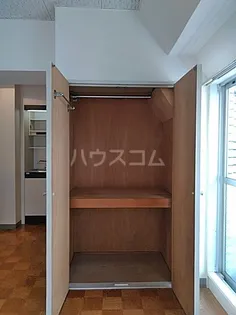 長秀ビル【5階】の内装