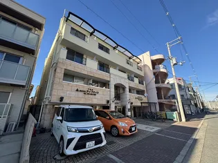 メープルコート【3階】の外観