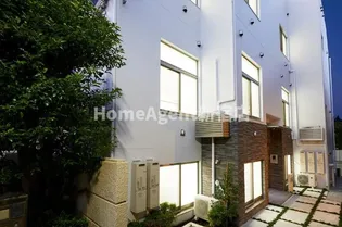 東京都新宿区上落合3【マンション】の外観