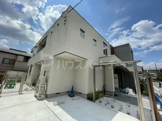 ラピーヌ高砂【2階】の外観