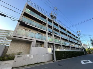 カスタリア本駒込の外観