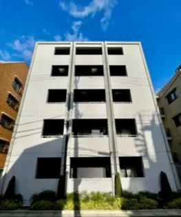 ラクラス四谷三丁目【3階】の外観