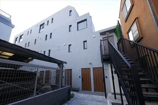 ウェルスクエアイズム四谷大京町の画像