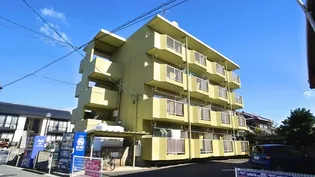 Bee【4階】の外観