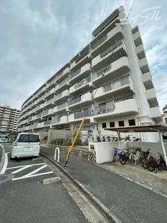 大阪府吹田市五月が丘東【マンション】の外観