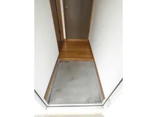 VOX5【2階】の玄関