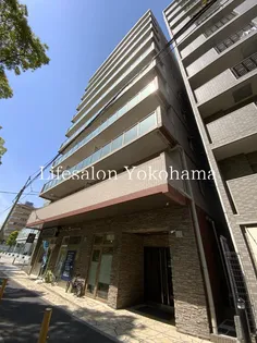 LA BELLA VITA 横浜大通り公園の画像