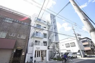 MーCOURTの画像