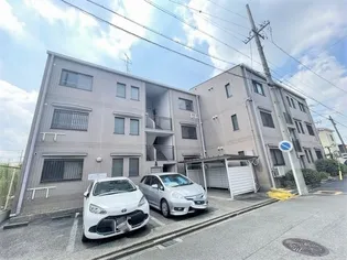 牛立曽七ハオス【1階】の外観