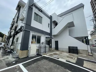I BASE TENMAN【3階】の外観