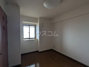 グランスクエア赤塚【4階】の内装