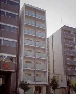 ドゥ・クリヨン【6階】の外観