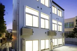 東京都新宿区上落合3【マンション】の外観