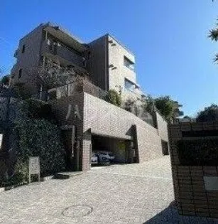 グローリア初穂大倉山【4階】の外観