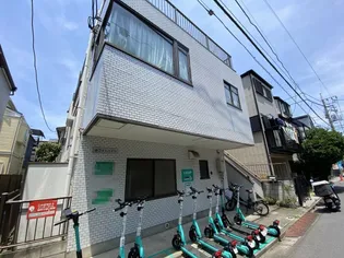 ホワイトハイツ【1階】の外観