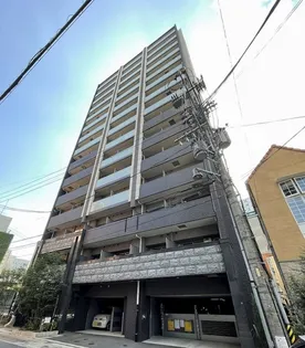 プレサンスジェネ千種内山【3階】の外観
