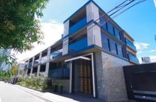 パークアクシスプレミア表参道【1階】の外観